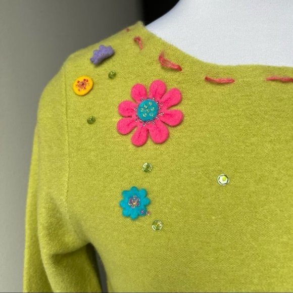 Vintage Y2K wool flower embroided sweater - Picture 3 of 8
